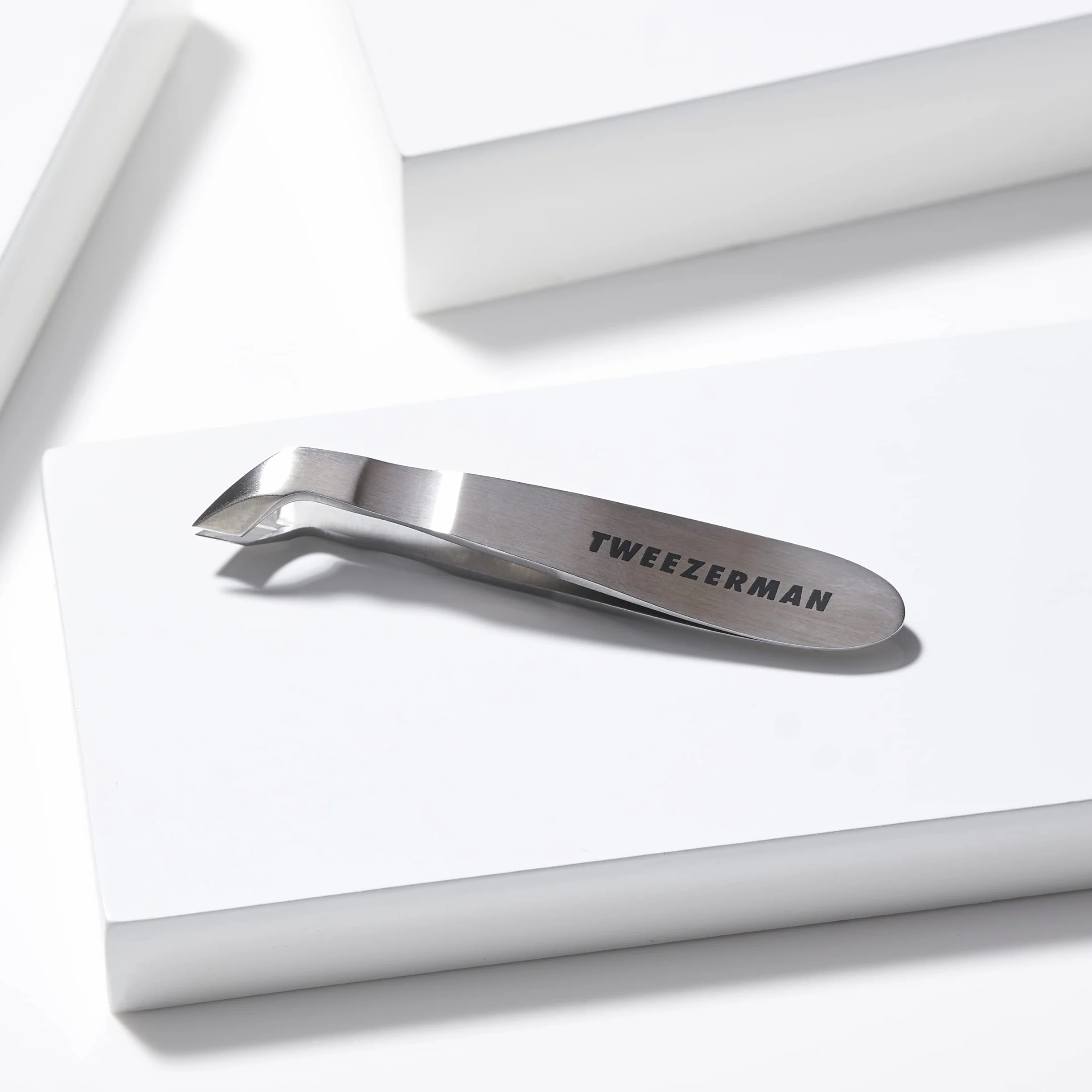 TWEEZERMAN Corta Cutículas y Corta Uñas, Fácil de Usar Corte Preciso de Acero Inoxidable