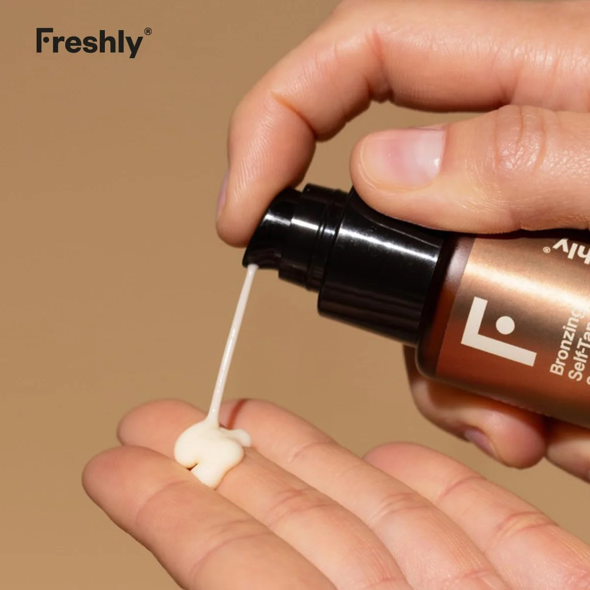 Freshly Cosmetics | Bronzing Self-Tanning Serum | Autobronceador Facial Natural | 30 ml | Sérum Facial para Bronceado Gradual y Uniforme