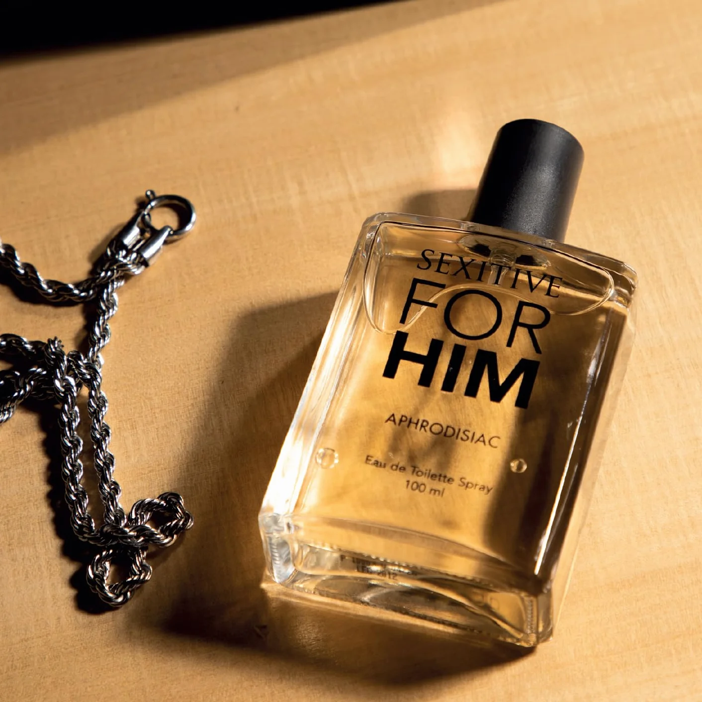 FOR HIM VIP. Perfume para hombres. Con Feromonas para atraer a las mujeres. Audaz fórmula extra fuerte. Pheromone Strong. Deseo Absoluto. 100 ml - 3.4 fl oz