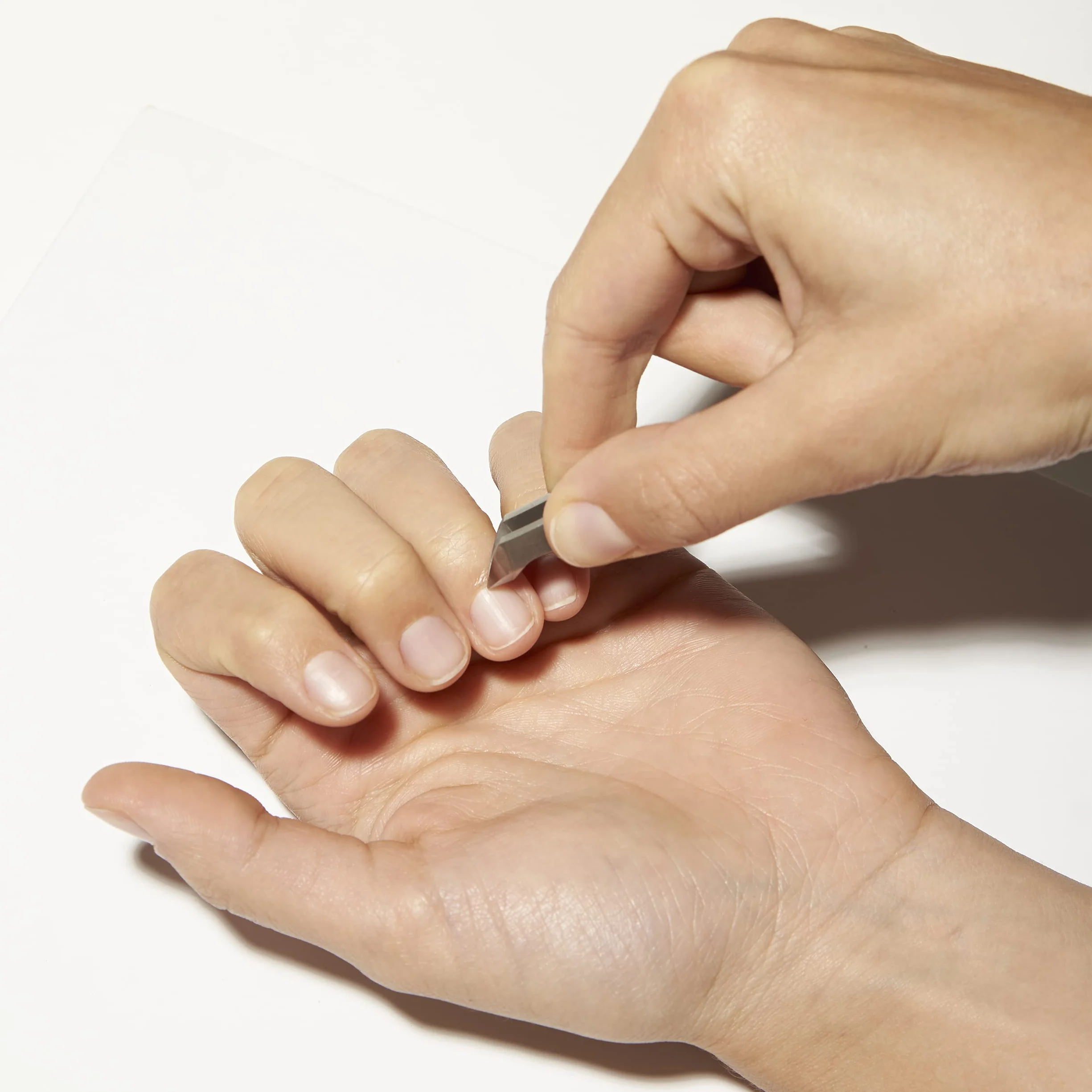TWEEZERMAN Corta Cutículas y Corta Uñas, Fácil de Usar Corte Preciso de Acero Inoxidable