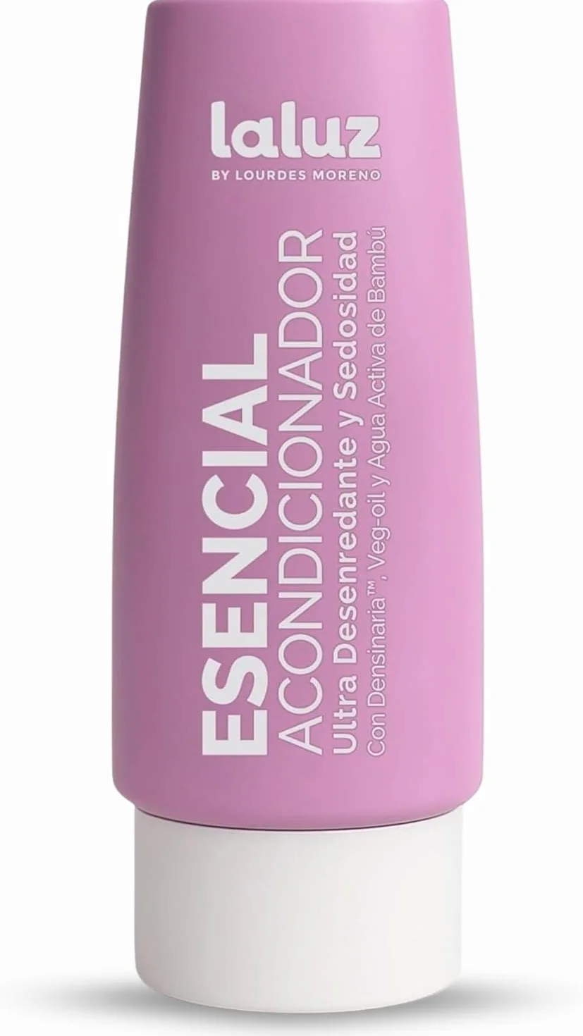LaLuz by Lourdes Moreno | Esencial Acondicionador Capilar Diario | Desenreda, Hidrata y Aporta Elasticidad Sin Aplastar | Con Densinaria y Agua de Bambú | Cabello Suave, Suelto y Manejable | 250 ml