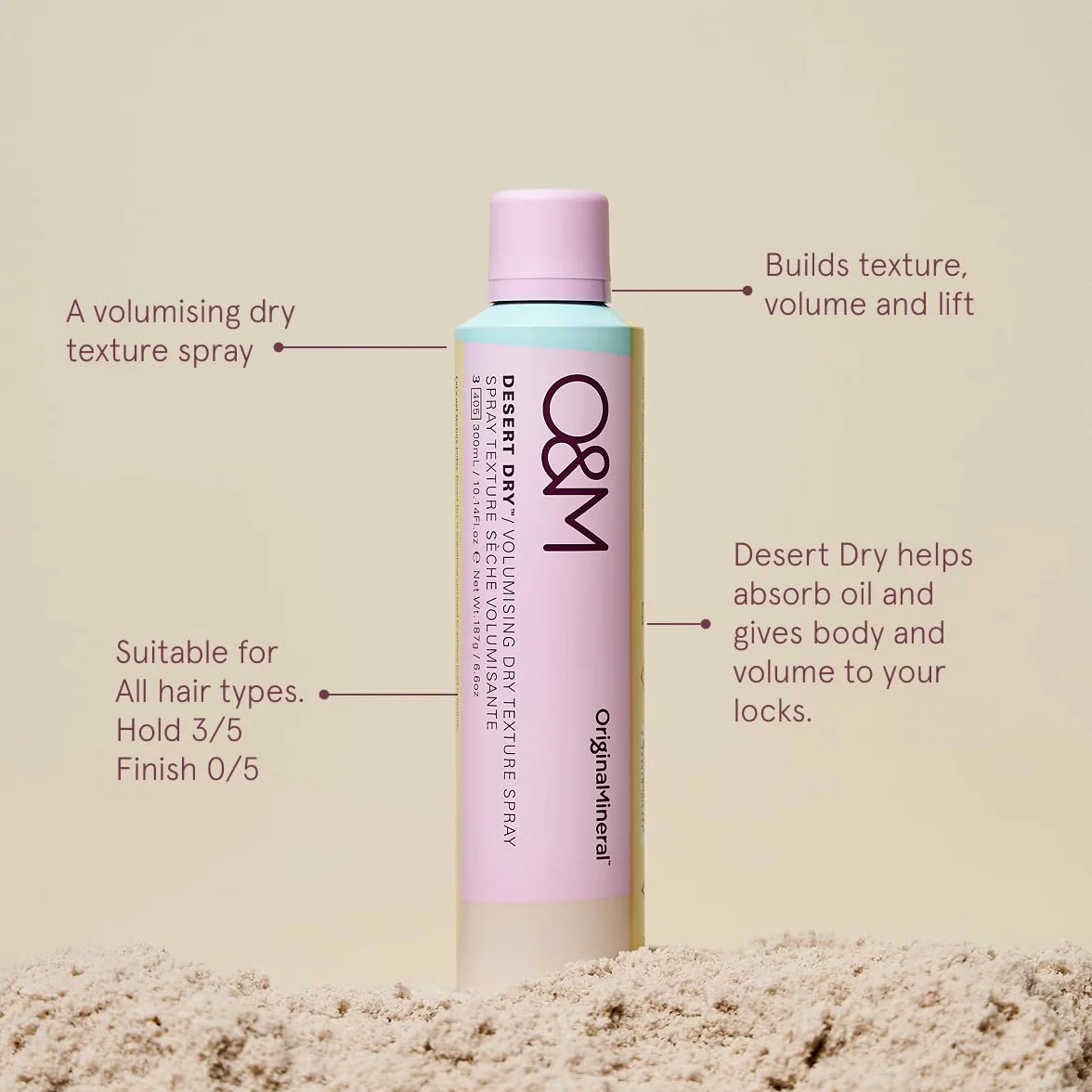 O&M Desert Dry Volumising Dry Texture Spray (300 ml) – Enfoque volumen spray de agarre flexible – Spray texturizante y absorbente de aceite – Sin sulfatos y siliconas – Certificado PETA, vegano