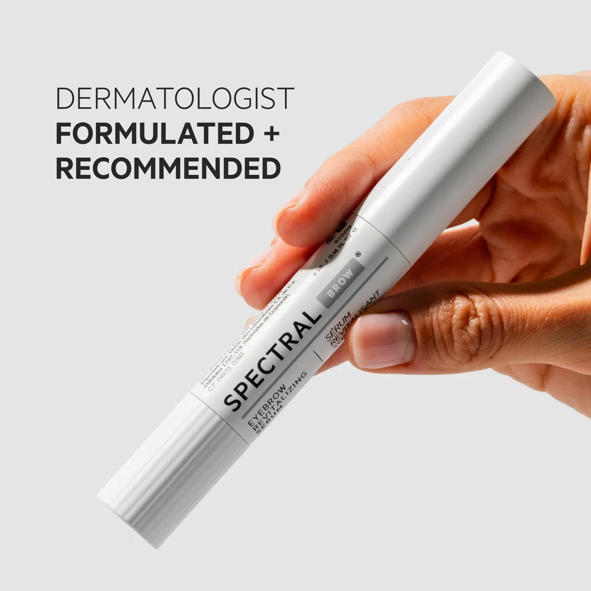 Spectral.BROW - Suero realzador de cejas de DS Laboratories - Promueve la apariencia de cejas pobladas y atrevidas, consigue cejas más densas y gruesas, vegano y libre de crueldad animal (4 ml)