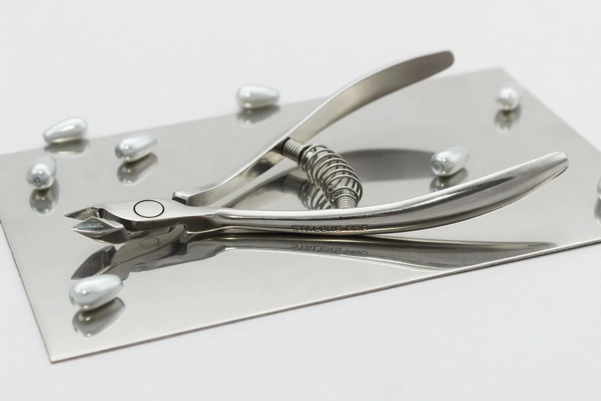 STALEKS PRO Alicate profesional para cutículas 6 mm. Acero inoxidable. Expert 81-6