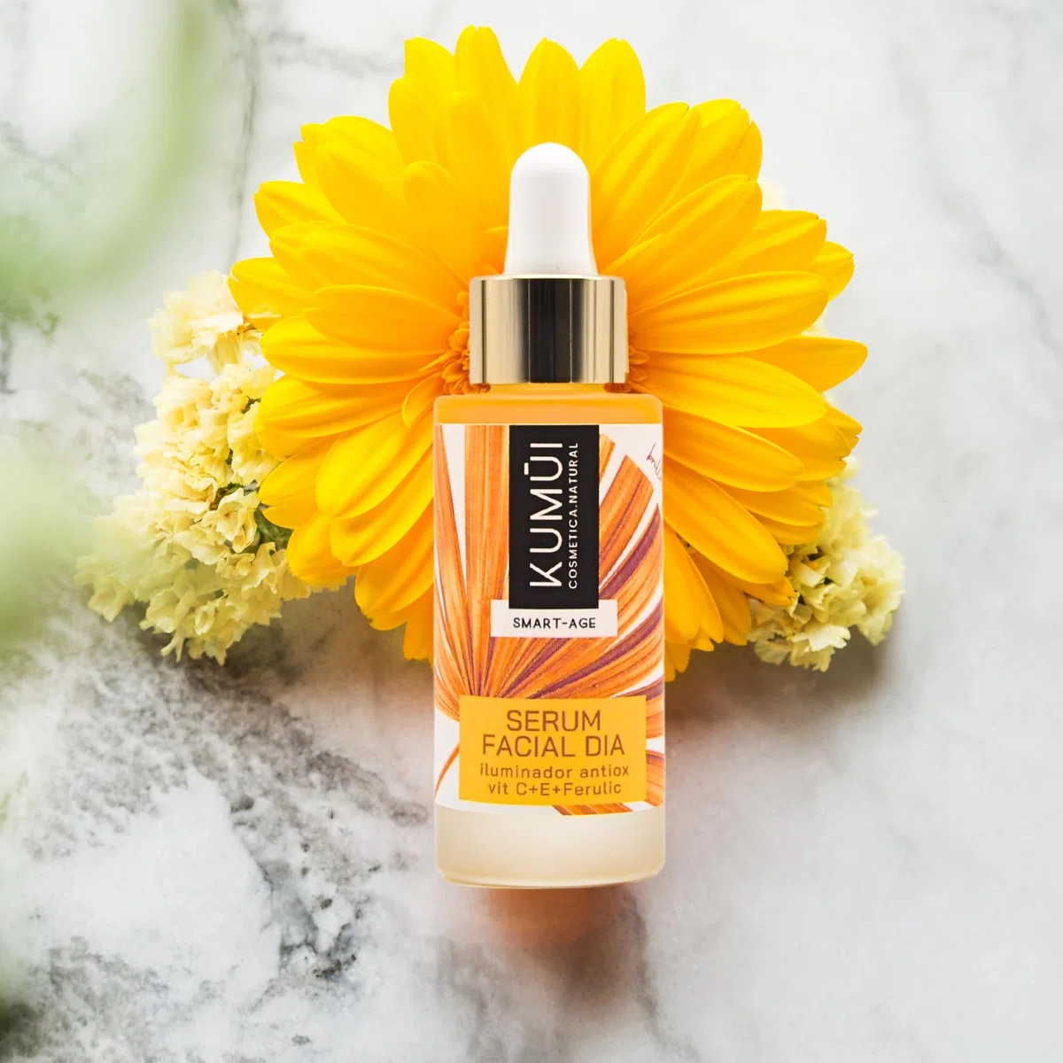 Serum iluminador BIO Vitamina C, E y Acido Ferulico - Antioxidante Natural: rayos UV, Luz Azul y Contaminación - Ideal como Aftersun Facial - Suero Antiarrugas y Manchas- PREMIO INTERNACIONAL - 30 ml