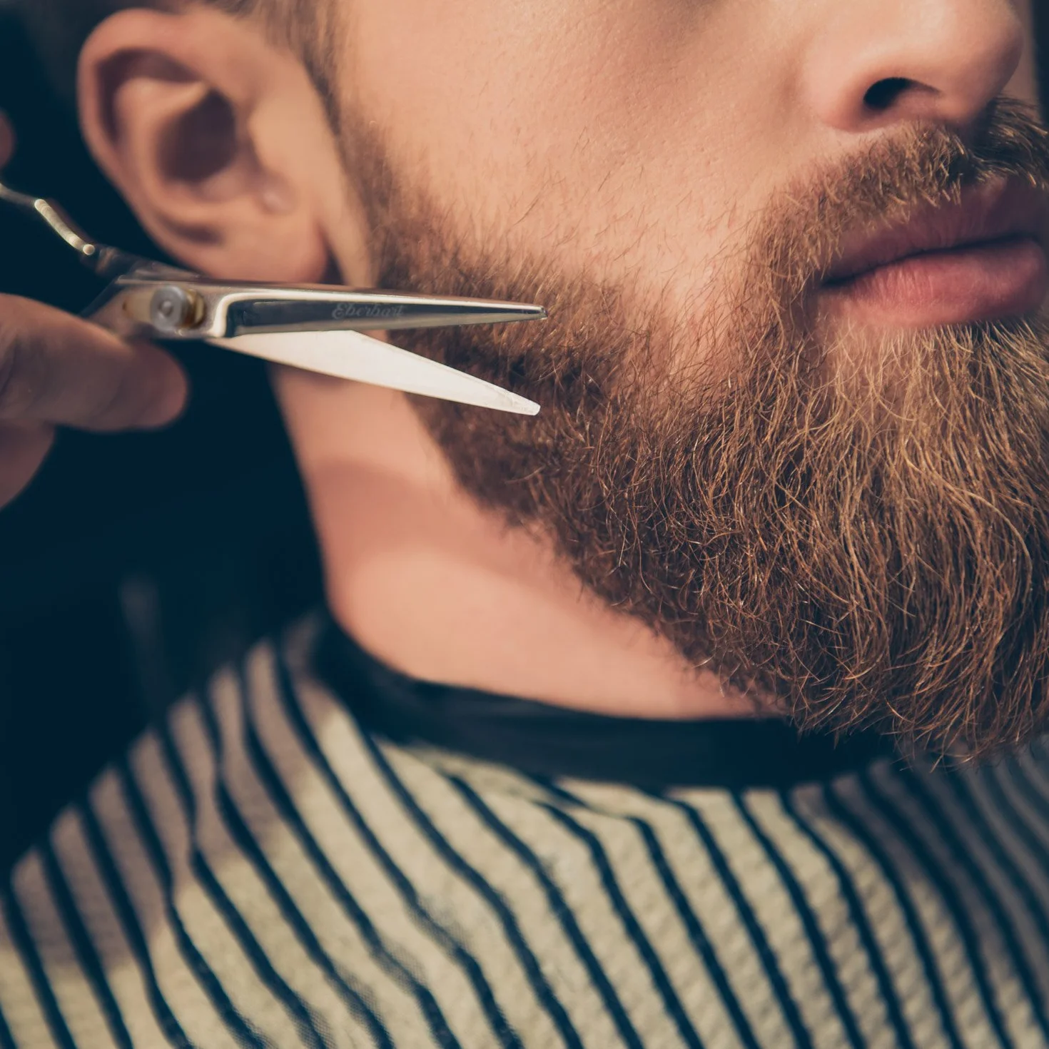 Tijeras para Barba + Estuche de Cuero Sintético – Tijeras de barbero profesional para cuidar y recortar la barba y bigote